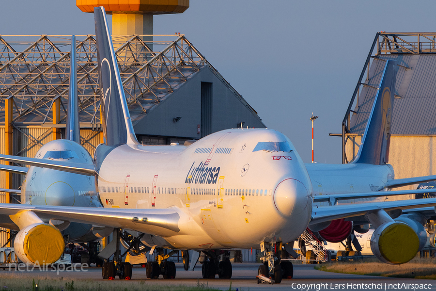 Lufthansa Boeing 747-430 (D-ABVM) | Photo 394588