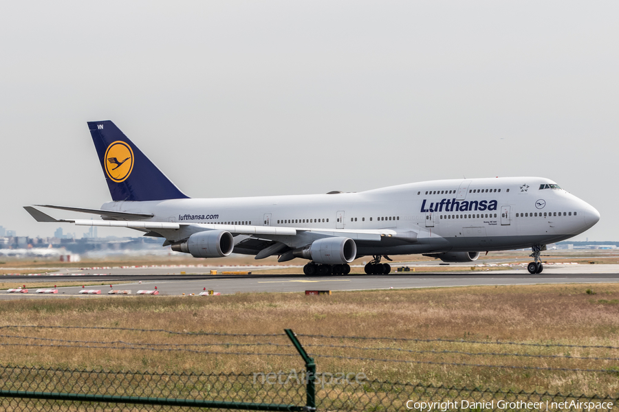 Lufthansa Boeing 747-430 (D-ABVN) | Photo 89441