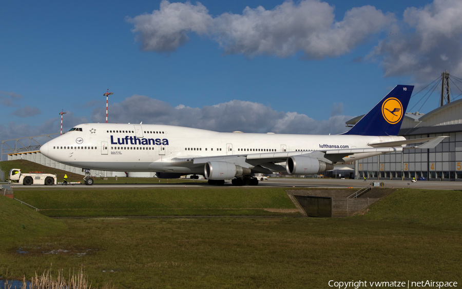 Lufthansa Boeing 747-430 (D-ABVO) | Photo 197548