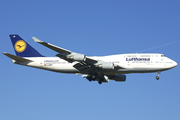 Lufthansa Boeing 747-430 (D-ABVP) at  Frankfurt am Main, Germany