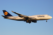 Lufthansa Boeing 747-430 (D-ABVP) at  Frankfurt am Main, Germany