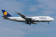 Lufthansa Boeing 747-430 (D-ABVP) at  Frankfurt am Main, Germany