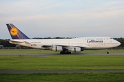 Lufthansa Boeing 747-430 (D-ABVP) at  Hamburg - Fuhlsbuettel (Helmut Schmidt), Germany