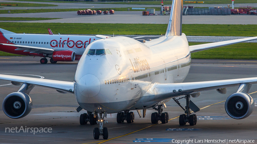 Lufthansa Boeing 747-430 (D-ABVP) | Photo 300057