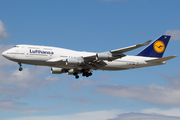 Lufthansa Boeing 747-430 (D-ABVR) at  Frankfurt am Main, Germany