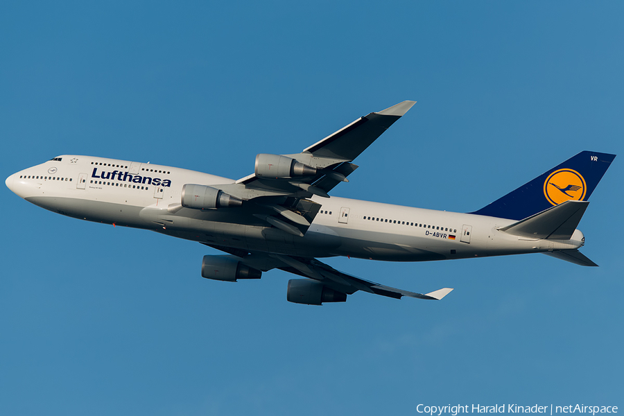 Lufthansa Boeing 747-430 (D-ABVR) | Photo 298565