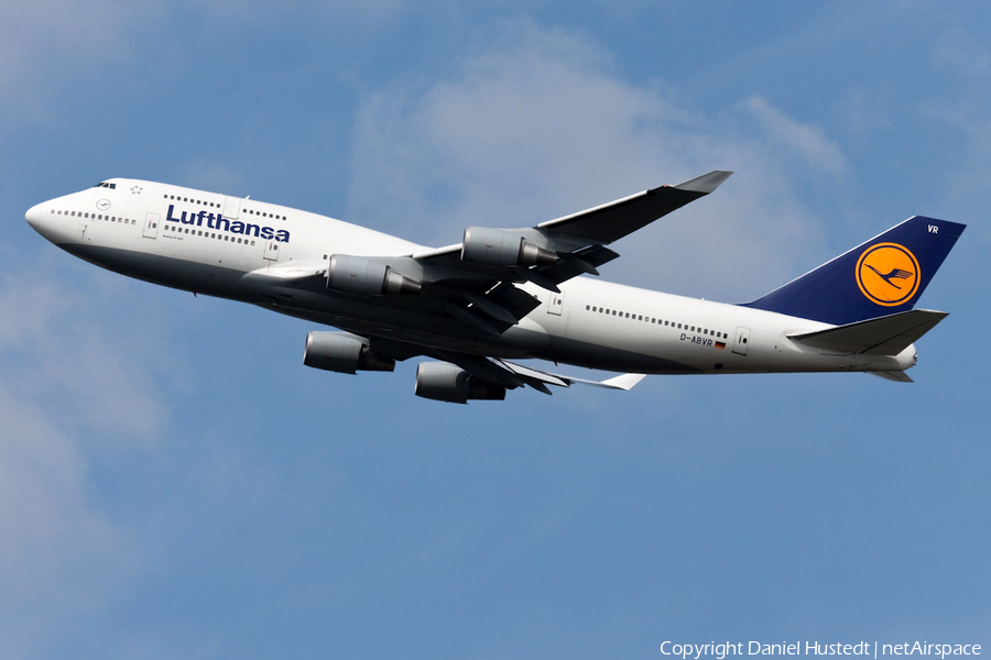 Lufthansa Boeing 747-430 (D-ABVR) | Photo 494226