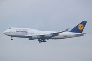 Lufthansa Boeing 747-430 (D-ABVR) at  Frankfurt am Main, Germany