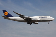 Lufthansa Boeing 747-430 (D-ABVR) at  Hamburg - Fuhlsbuettel (Helmut Schmidt), Germany