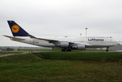 Lufthansa Boeing 747-430 (D-ABVR) at  Hamburg - Fuhlsbuettel (Helmut Schmidt), Germany