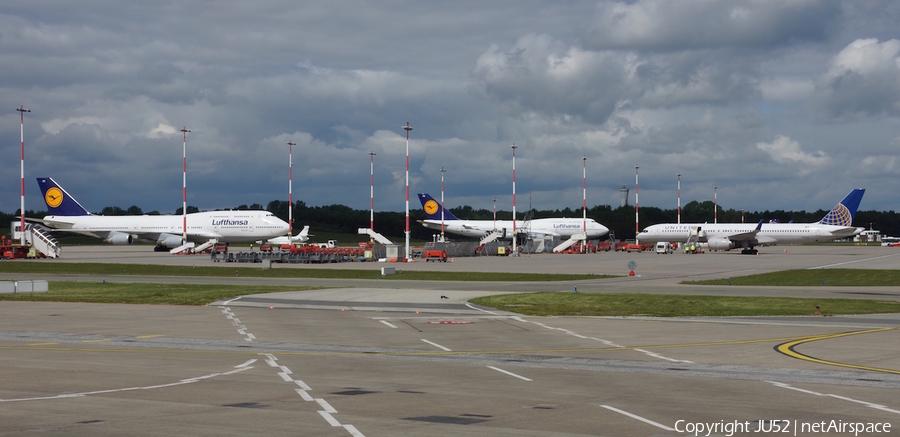 Lufthansa Boeing 747-430 (D-ABVT) | Photo 76740