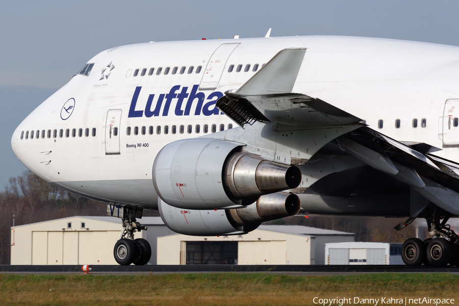 Lufthansa Boeing 747-430 (D-ABVT) | Photo 200419