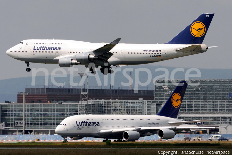 Lufthansa Boeing 747-430 (D-ABVU) | Photo 116009