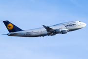 Lufthansa Boeing 747-430 (D-ABVU) at  Frankfurt am Main, Germany