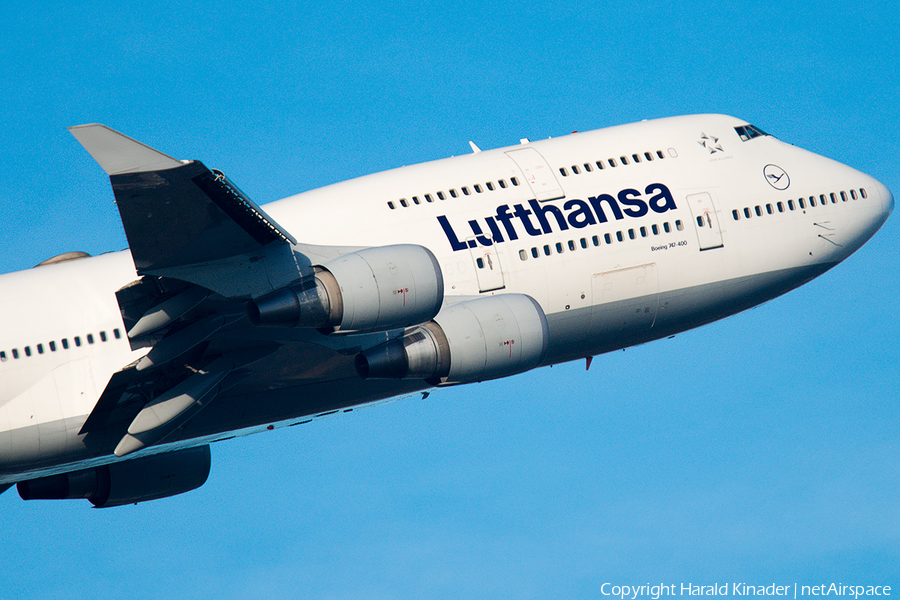 Lufthansa Boeing 747-430 (D-ABVU) | Photo 298702