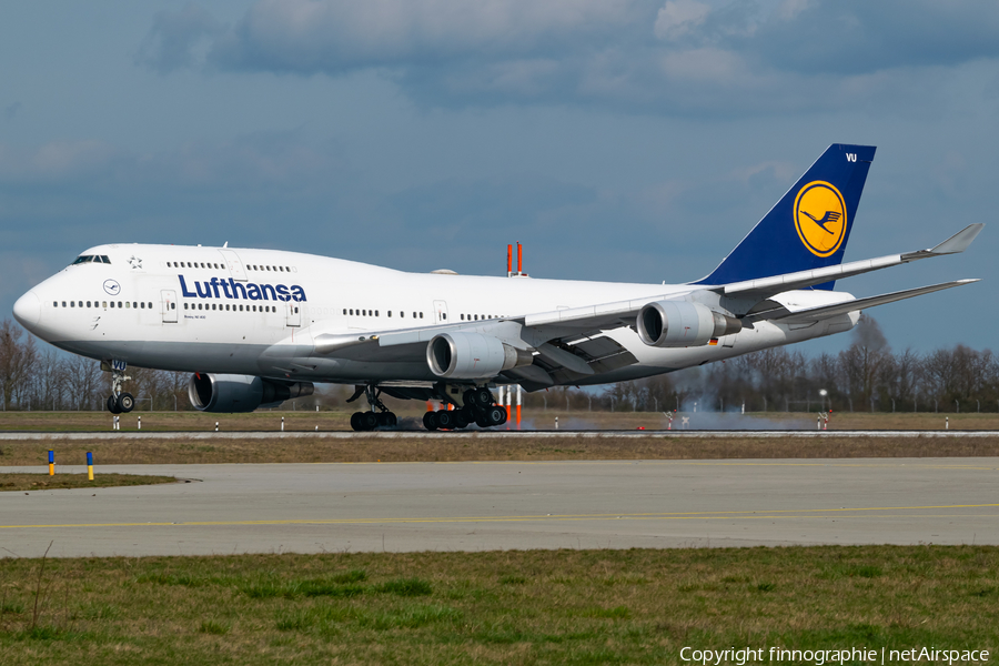 Lufthansa Boeing 747-430 (D-ABVU) | Photo 560089