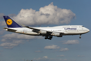 Lufthansa Boeing 747-430 (D-ABVU) at  Orlando - International (McCoy), United States