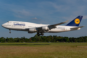 Lufthansa Boeing 747-430 (D-ABVW) at  Hamburg - Fuhlsbuettel (Helmut Schmidt), Germany