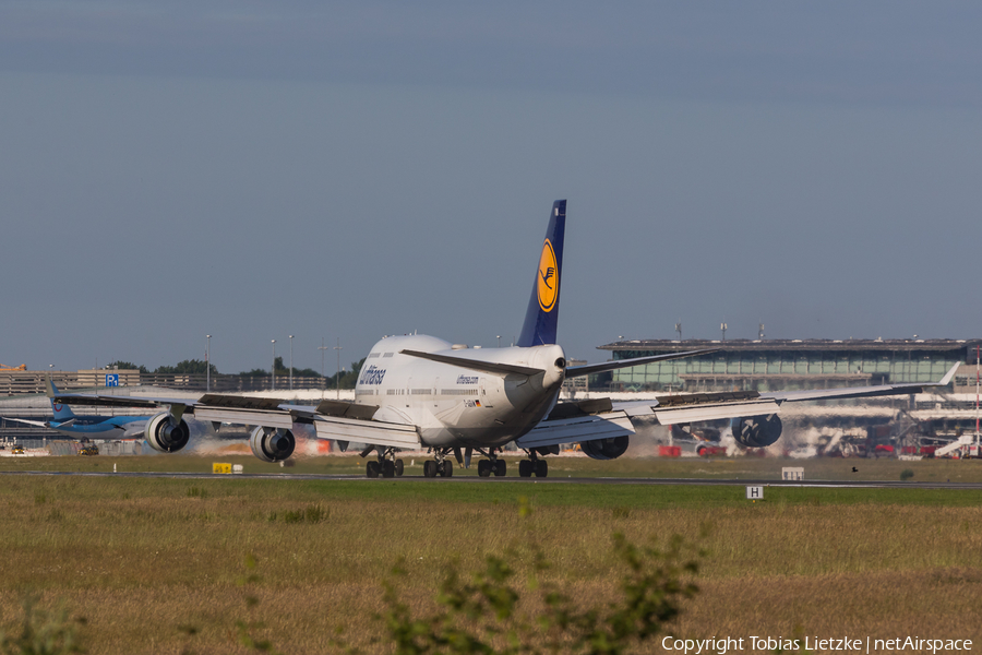 Lufthansa Boeing 747-430 (D-ABVW) | Photo 390034