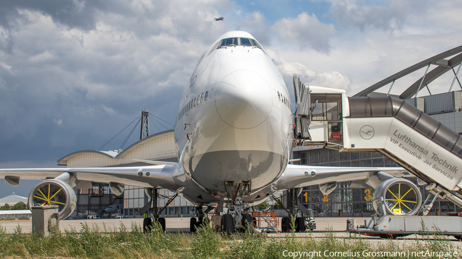 Lufthansa Boeing 747-430 (D-ABVW) | Photo 392681