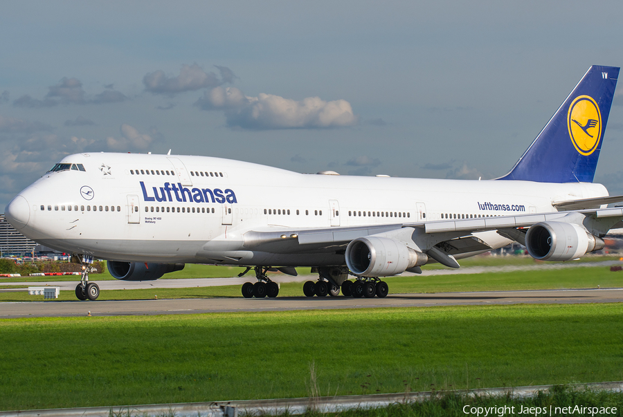 Lufthansa Boeing 747-430 (D-ABVW) | Photo 473628