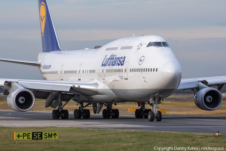 Lufthansa Boeing 747-430 (D-ABVW) | Photo 200415