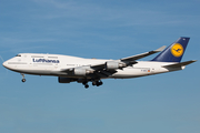 Lufthansa Boeing 747-430 (D-ABVX) at  Frankfurt am Main, Germany