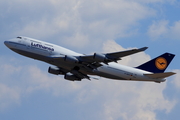 Lufthansa Boeing 747-430 (D-ABVX) at  Frankfurt am Main, Germany