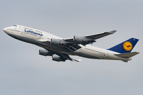 Lufthansa Boeing 747-430 (D-ABVX) at  Frankfurt am Main, Germany