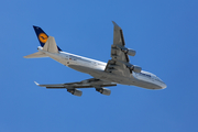 Lufthansa Boeing 747-430 (D-ABVY) at  Seattle - Boeing Field, United States