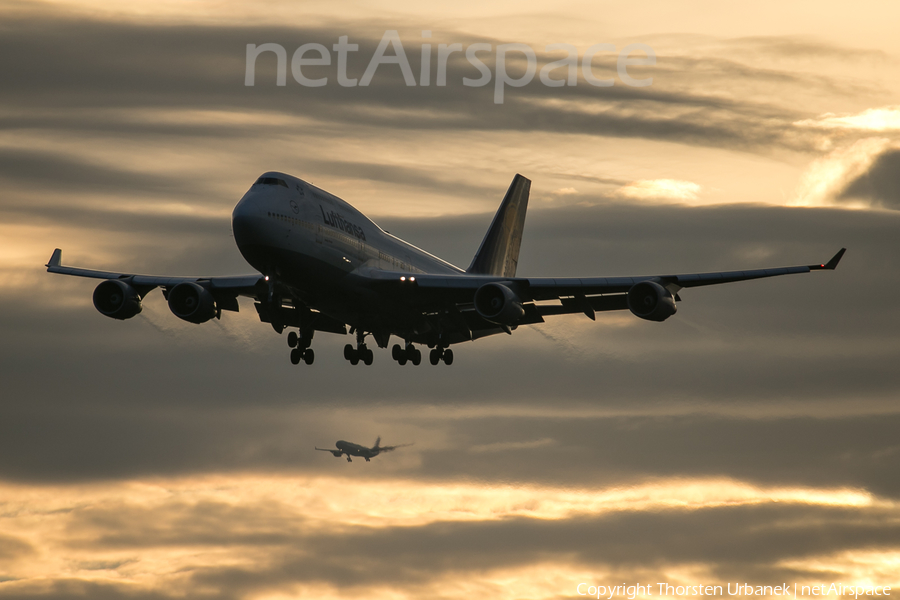 Lufthansa Boeing 747-430 (D-ABVY) | Photo 118041