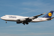 Lufthansa Boeing 747-430 (D-ABVY) at  Frankfurt am Main, Germany