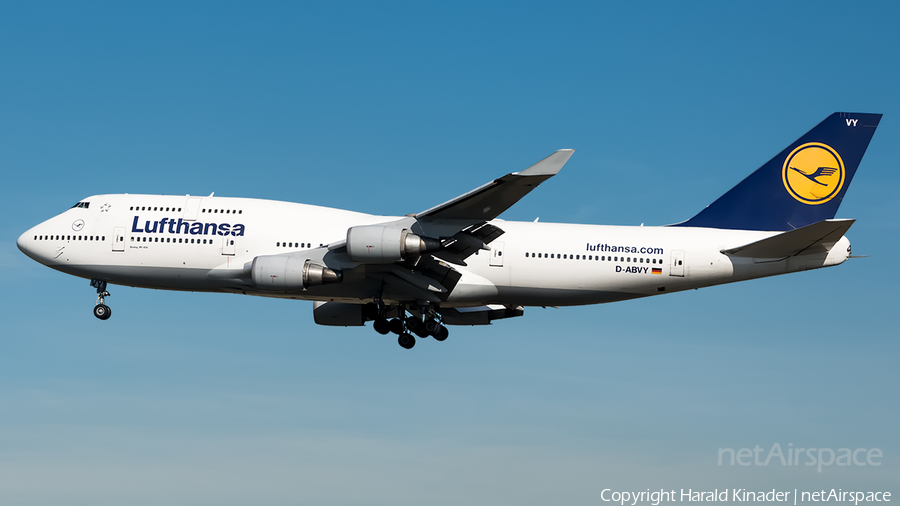 Lufthansa Boeing 747-430 (D-ABVY) | Photo 358289