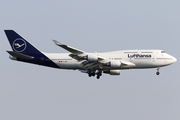 Lufthansa Boeing 747-430 (D-ABVY) at  Frankfurt am Main, Germany