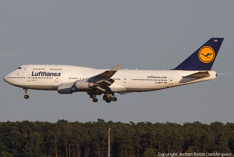 Lufthansa Boeing 747-430 (D-ABVY) | Photo 78815