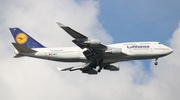 Lufthansa Boeing 747-430 (D-ABVY) at  Orlando - International (McCoy), United States