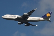 Lufthansa Boeing 747-430 (D-ABVZ) at  Bangkok - Suvarnabhumi International, Thailand