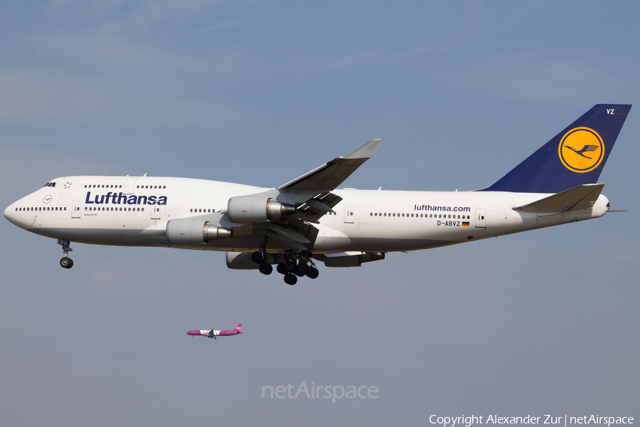 Lufthansa Boeing 747-430 (D-ABVZ) | Photo 125817