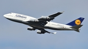 Lufthansa Boeing 747-430 (D-ABVZ) at  Frankfurt am Main, Germany