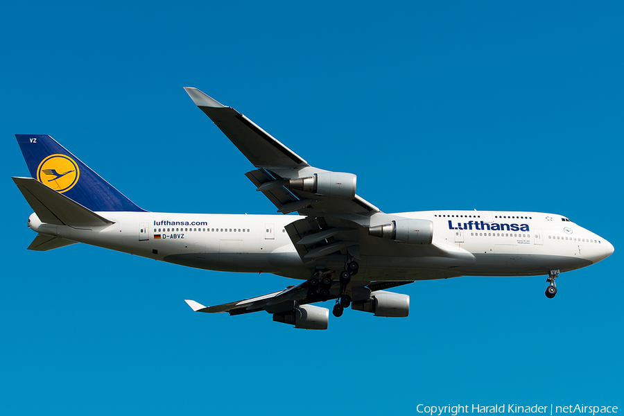 Lufthansa Boeing 747-430 (D-ABVZ) | Photo 293177