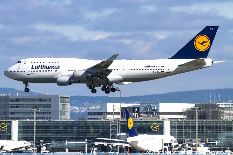 Lufthansa Boeing 747-430 (D-ABVZ) | Photo 496718