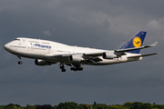 Lufthansa Boeing 747-430 (D-ABVZ) at  Hamburg - Fuhlsbuettel (Helmut Schmidt), Germany