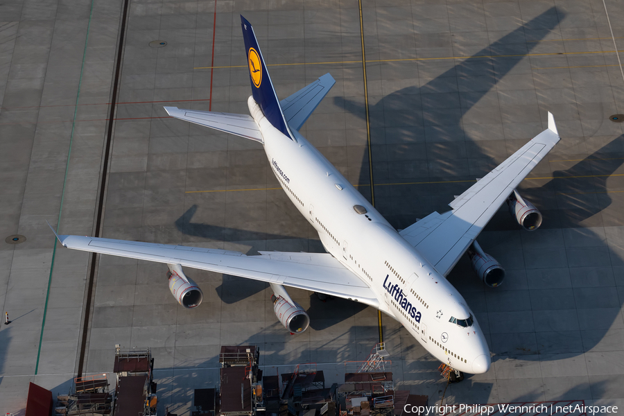 Lufthansa Boeing 747-430 (D-ABVZ) | Photo 397928