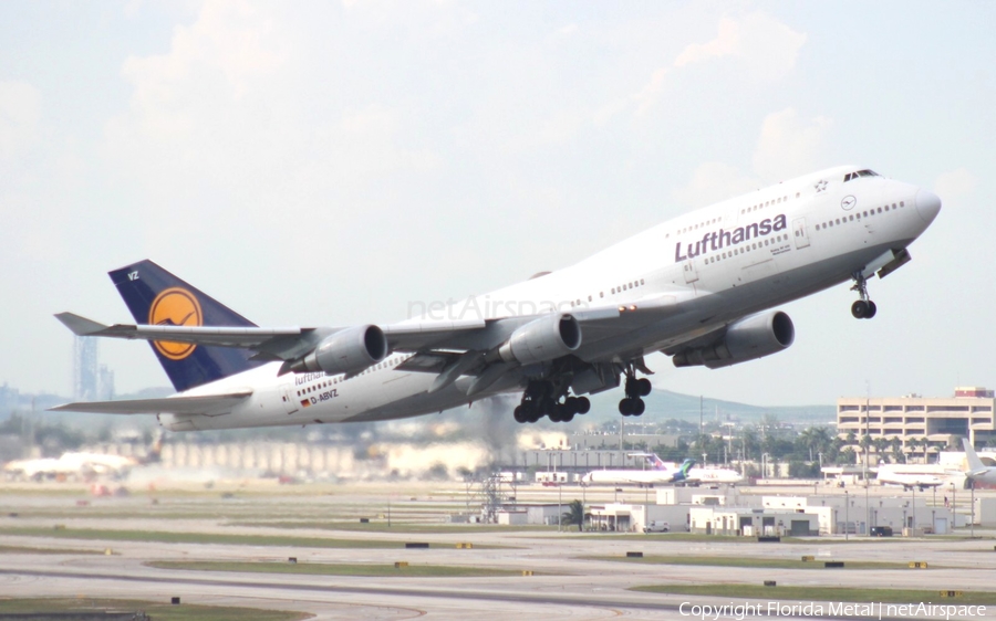 Lufthansa Boeing 747-430 (D-ABVZ) | Photo 297574