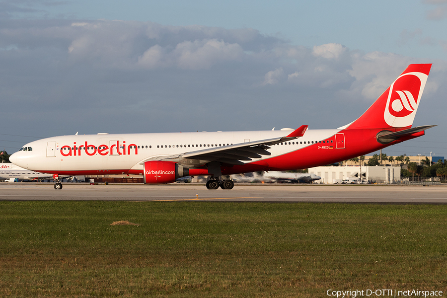 Air Berlin Airbus A330-223 (D-ABXD) | Photo 138057
