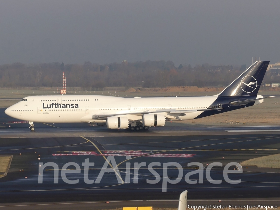 Lufthansa Boeing 747-830 (D-ABYA) | Photo 218337