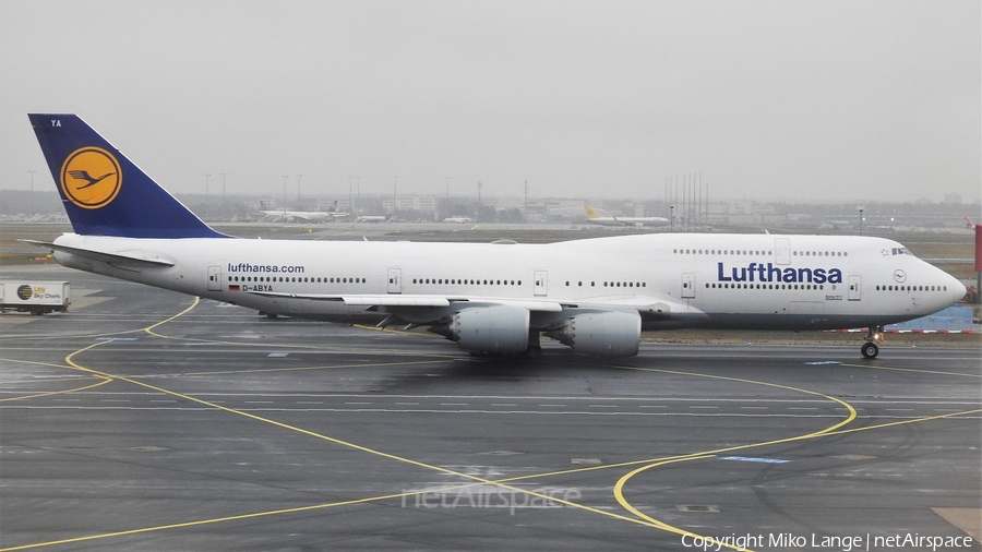 Lufthansa Boeing 747-830 (D-ABYA) | Photo 182921