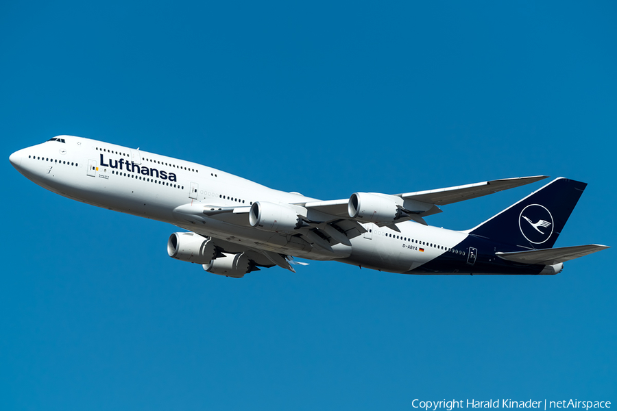 Lufthansa Boeing 747-830 (D-ABYA) | Photo 295195