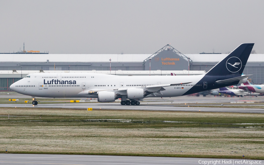 Lufthansa Boeing 747-830 (D-ABYA) | Photo 216992