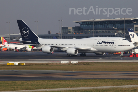 Lufthansa Boeing 747-830 (D-ABYA) at  Hamburg - Fuhlsbuettel (Helmut Schmidt), Germany